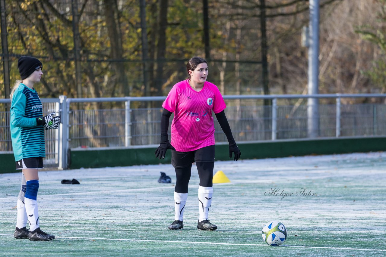 Bild 104 - wCJ VfL Pinneberg - SSV Rantzau : Ergebnis: 0:0